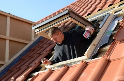 Pose de fenêtres de toit Velux à Sotta